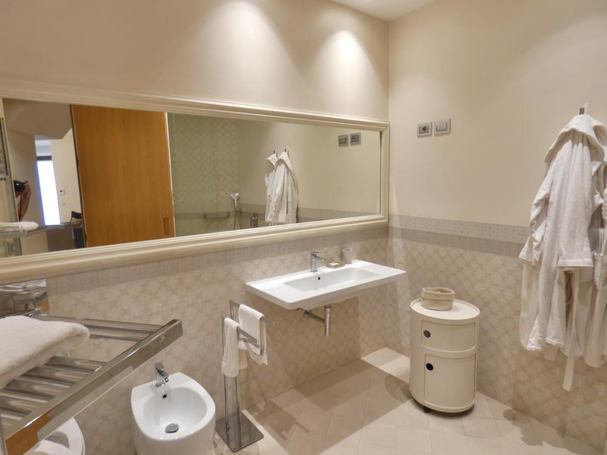 Maison Laghetto - Apartment Suite Милано Екстериор снимка