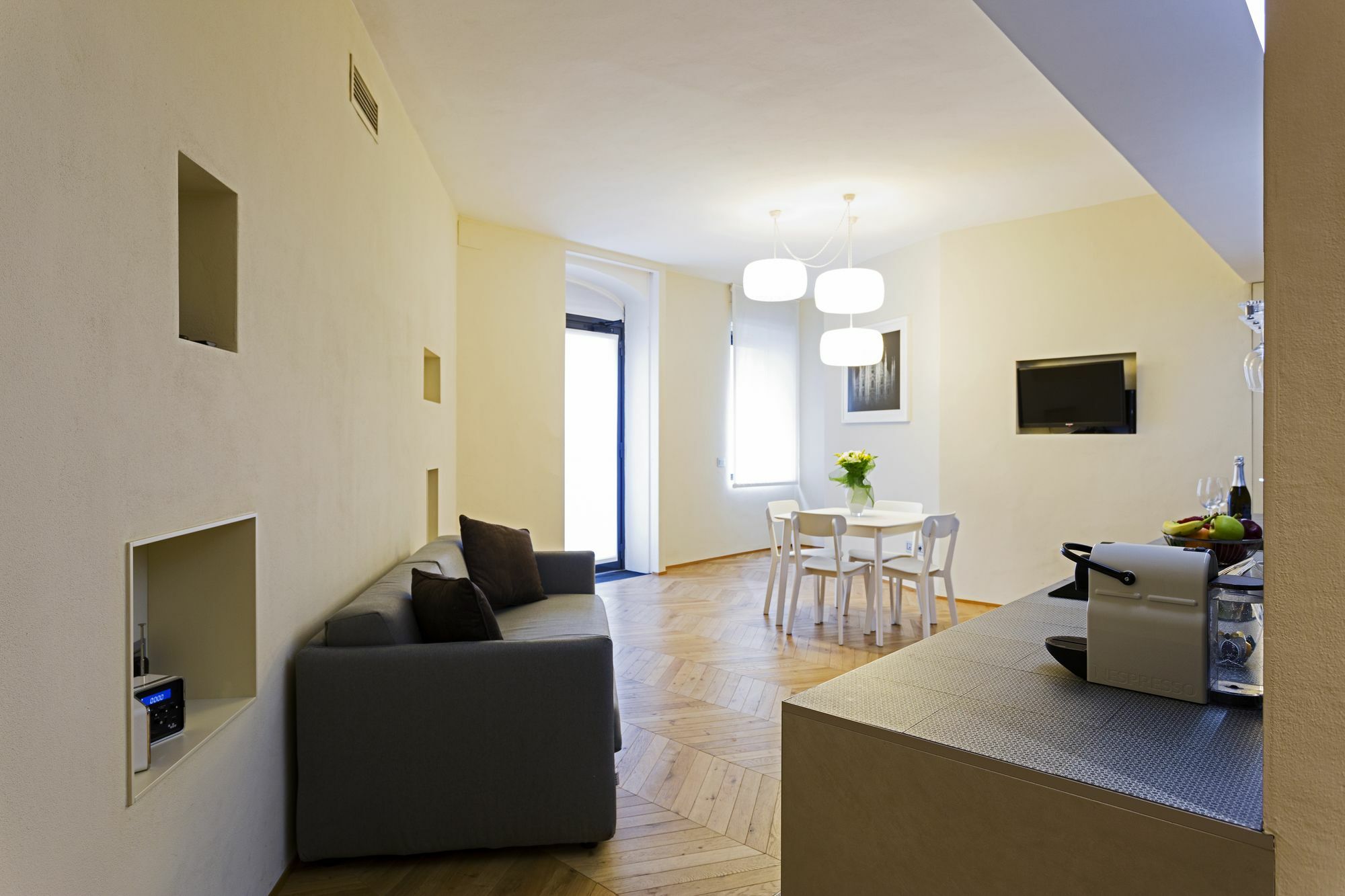 Maison Laghetto - Apartment Suite Милано Екстериор снимка